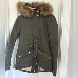 H&M Winter coat with faux fur collar